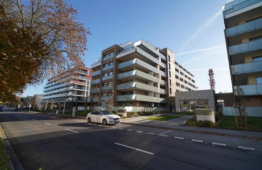 Lulu Apartments - POD MASZTAMI - apartament dwupokojowy - basen siłownia parking-1